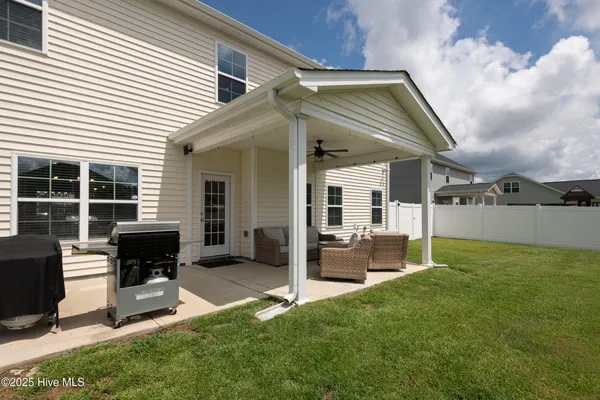 $383,000 | 3220 Dandelion Drive, Grimesland, NC 27837