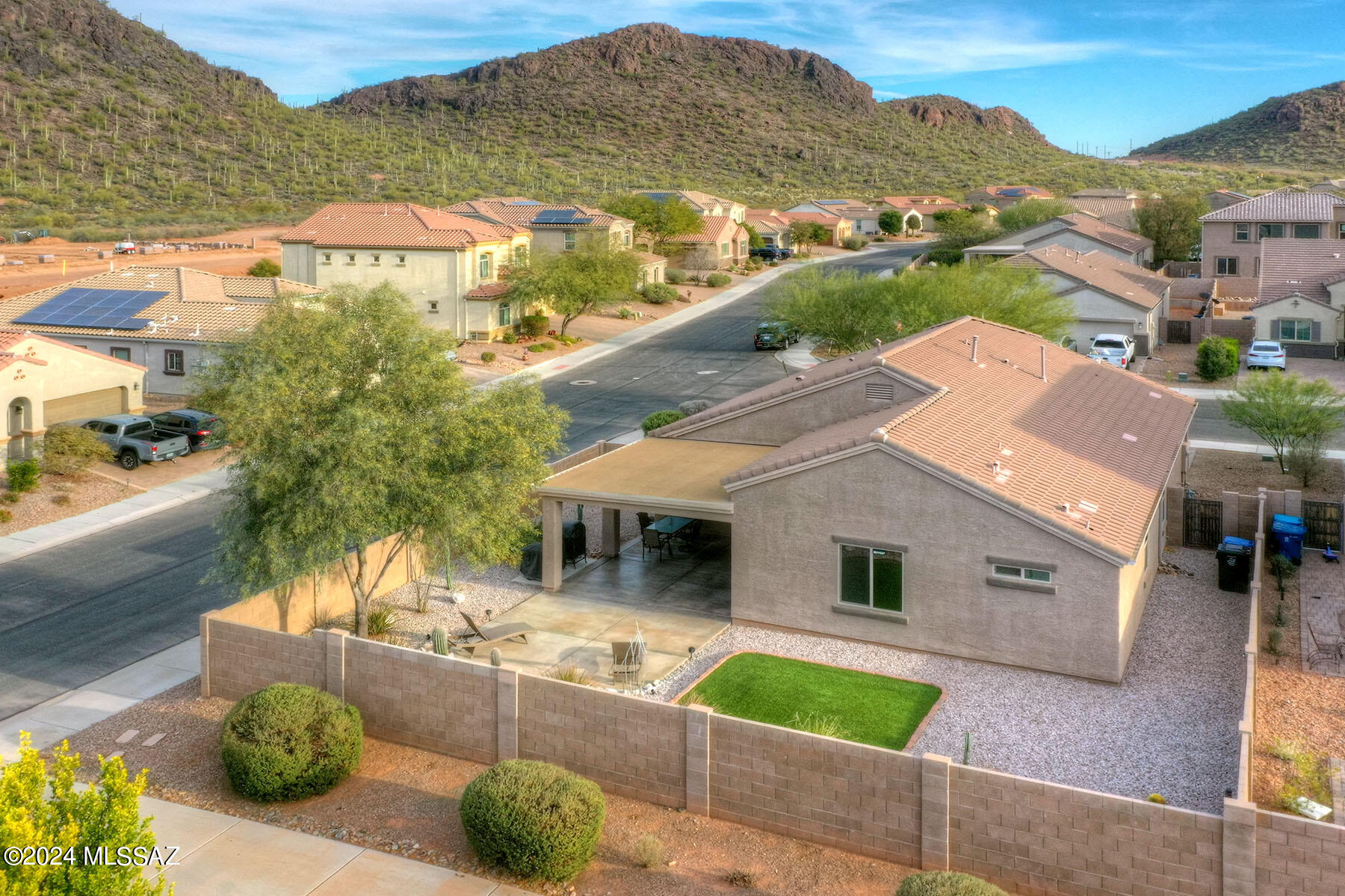 8698 West Denstone Road Marana, AZ 85653 - Photo 2 of 36
