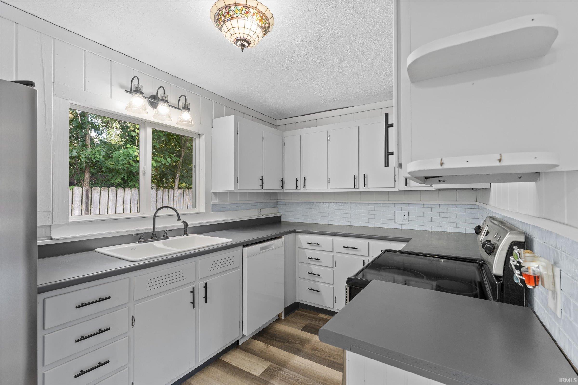 614 Modrell Boulevard Elkhart, IN 46514 - Photo 5 of 17 Gallery Image 5