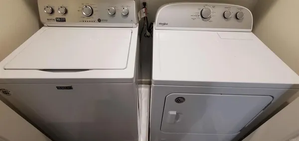 view of washer and dryer