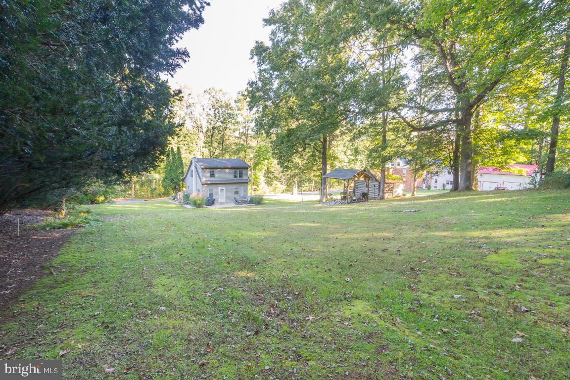 140 Resh Road Reinholds, PA 17569 - Photo 5 of 15 Gallery Image 5