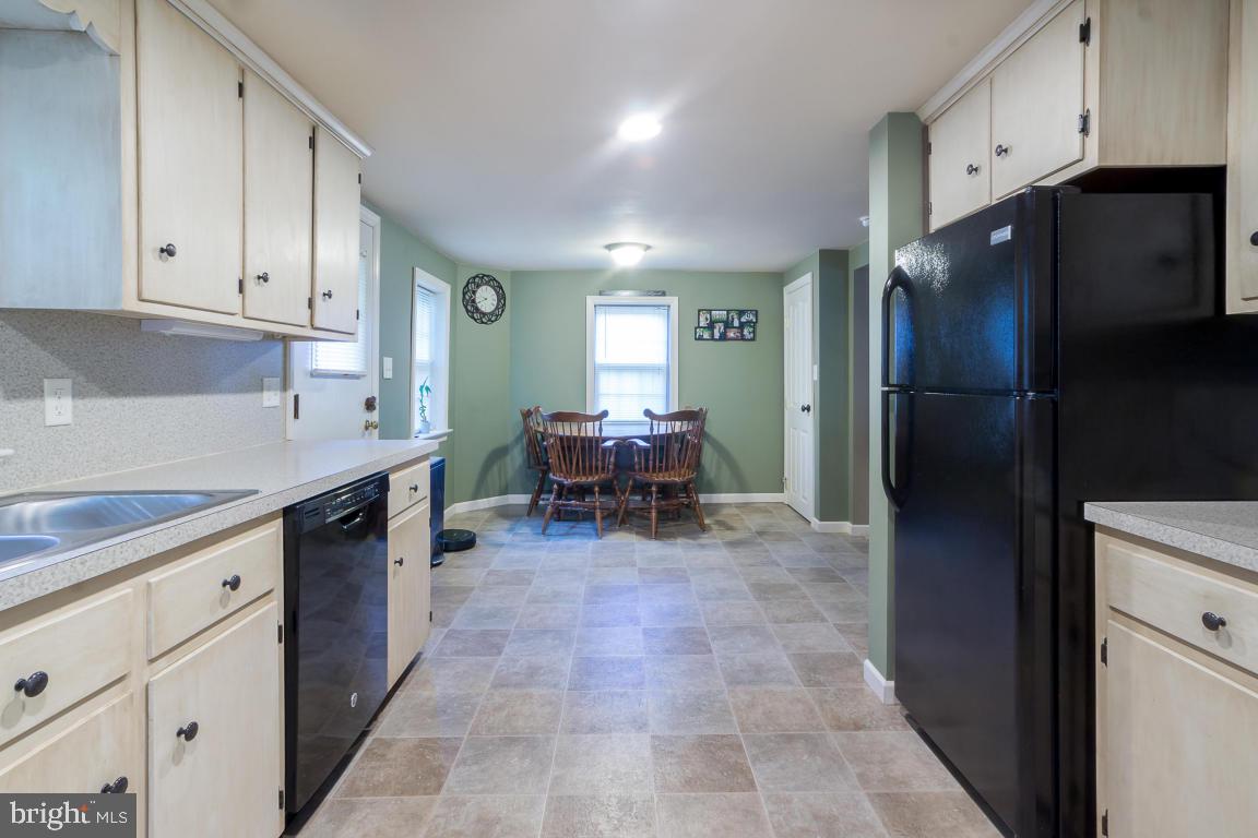 140 Resh Road Reinholds, PA 17569 - Photo 10 of 15 Gallery Image 10