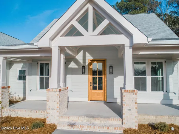 $509,000 | 128 West Burton Farm Drive, Minnesott Beach, NC 28510