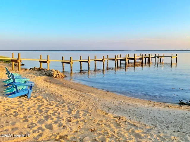 $509,000 | 128 West Burton Farm Drive, Minnesott Beach, NC 28510