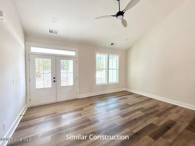 $509,000 | 128 West Burton Farm Drive, Minnesott Beach, NC 28510