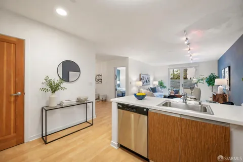 $598,000 | 5800 3rd Street, Unit 1111, San Francisco, CA 94124