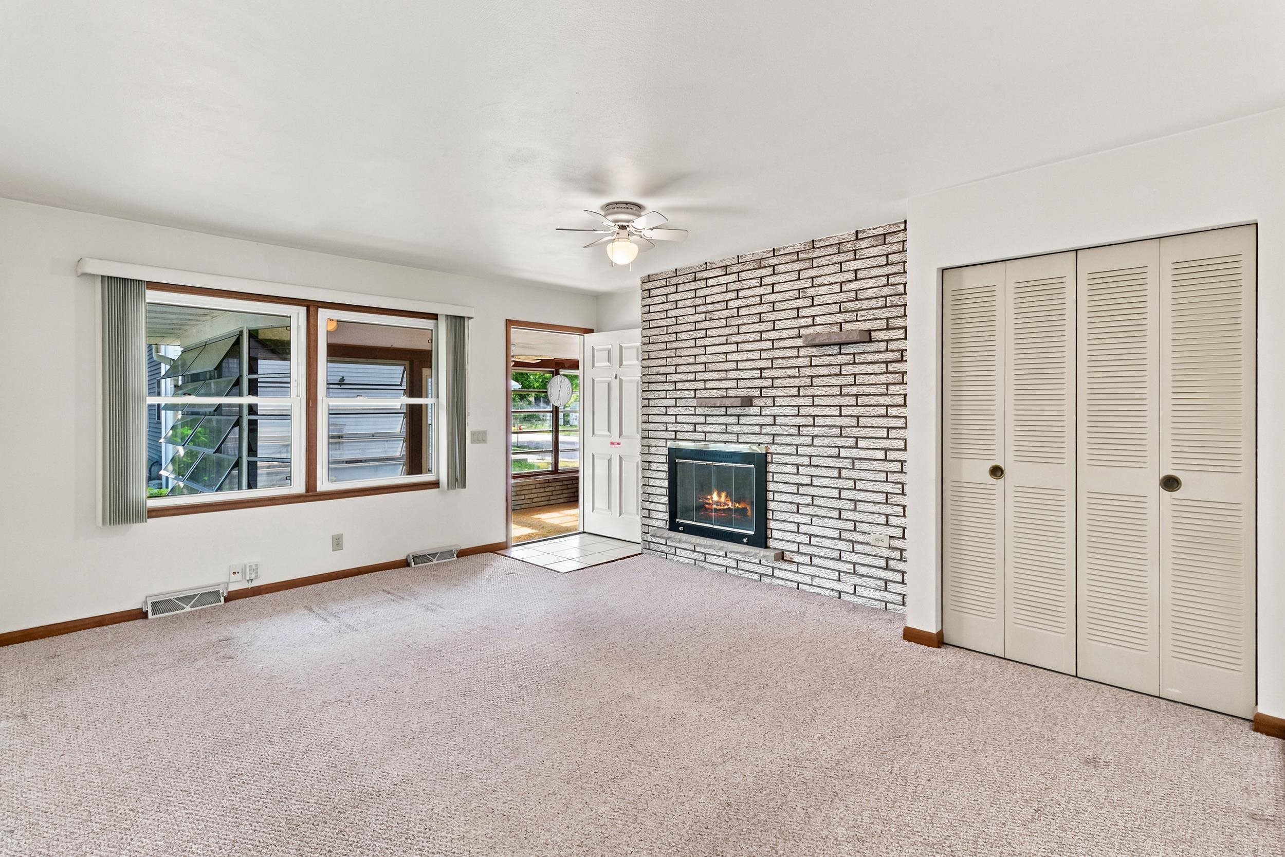 2834 Commercial Madison, WI 53704 - Photo 6 of 22