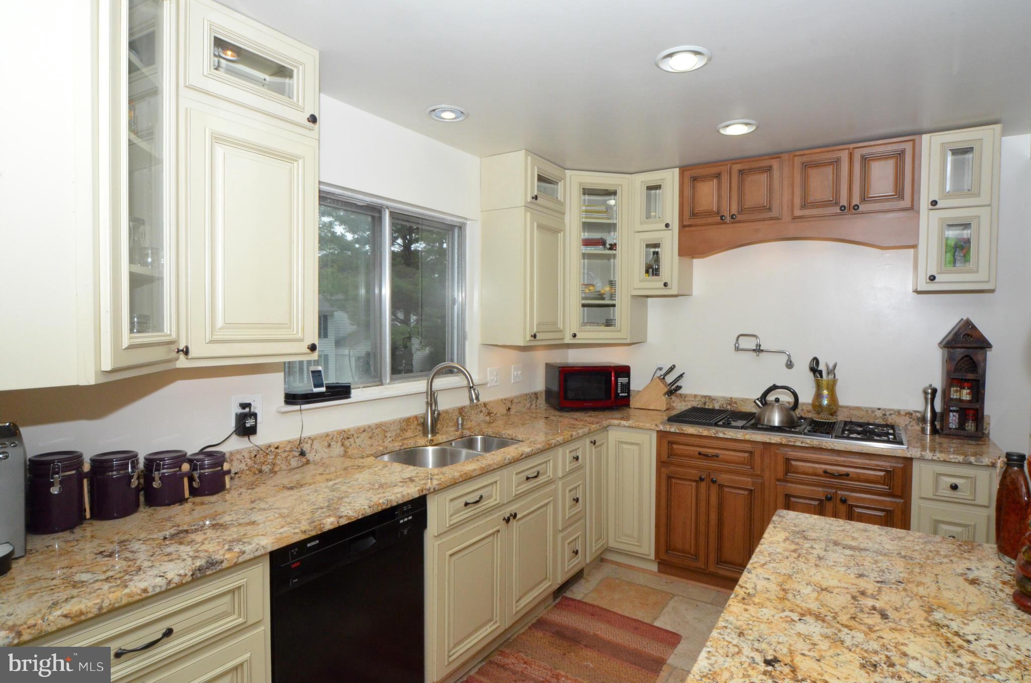 14112 Alderton Road Silver Spring, MD 20906 - Photo 6 of 26 Kitchen