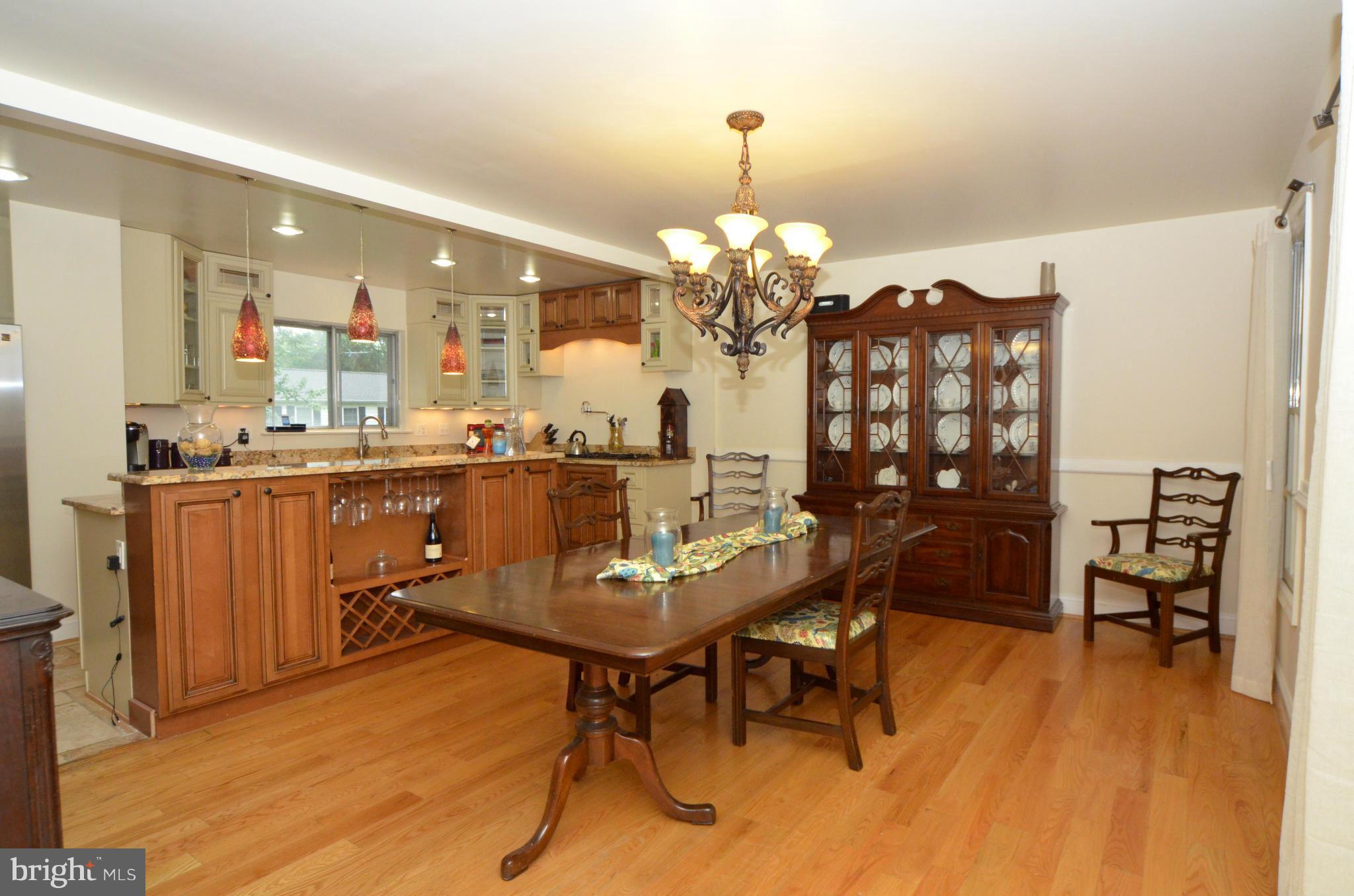 14112 Alderton Road Silver Spring, MD 20906 - Photo 10 of 26 Dining Room