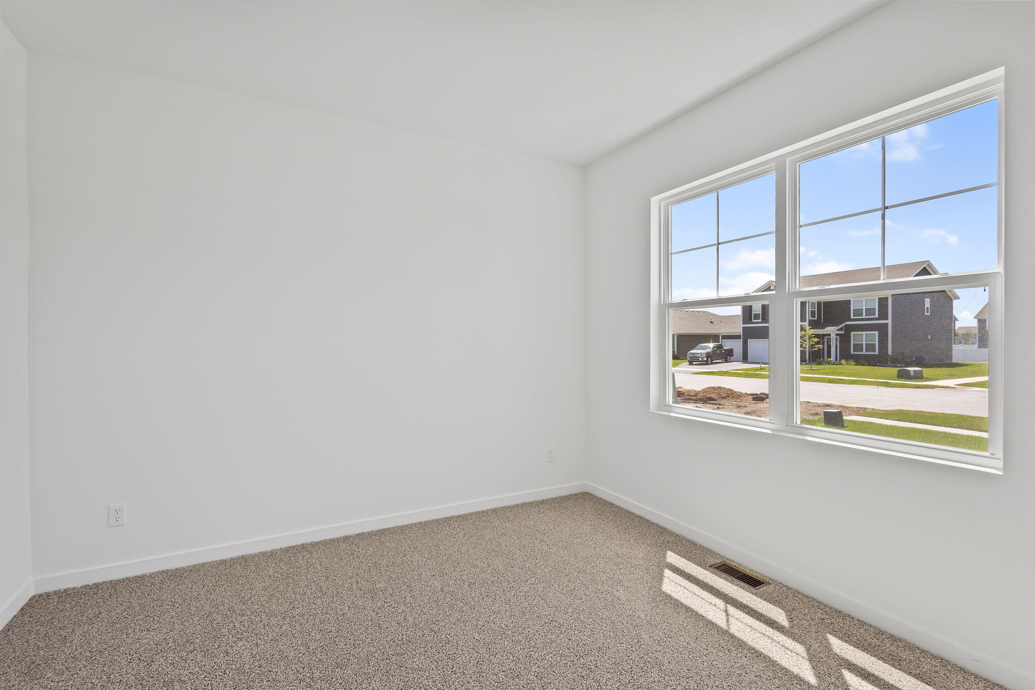 7615 West 106th Place Crown Point, IN 46307 - Photo 41 of 53 2048x1365