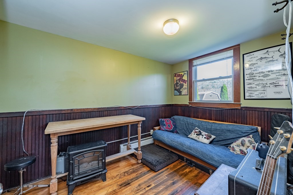 1166 Huntington Road Russell, MA 01071 - Photo 5 of 20
