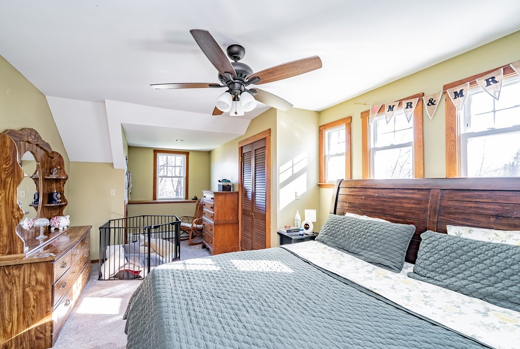 1166 Huntington Road Russell, MA 01071 - Photo 9 of 20