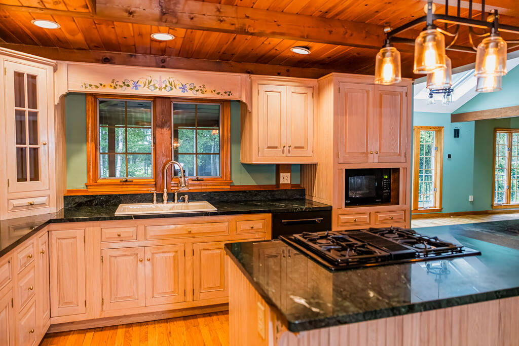 101 Trillium Trail Bangor, ME 04401 - Photo 11 of 82 101 Trillium Trail-17