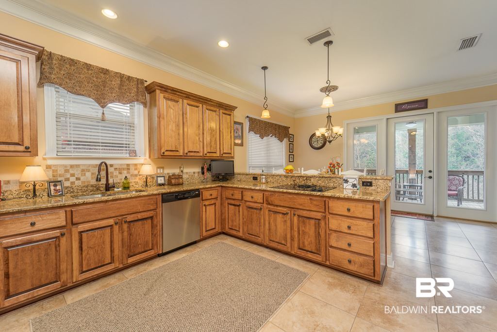 6471 Clear Pointe Court Mobile, AL 36618 - Photo 9 of 19