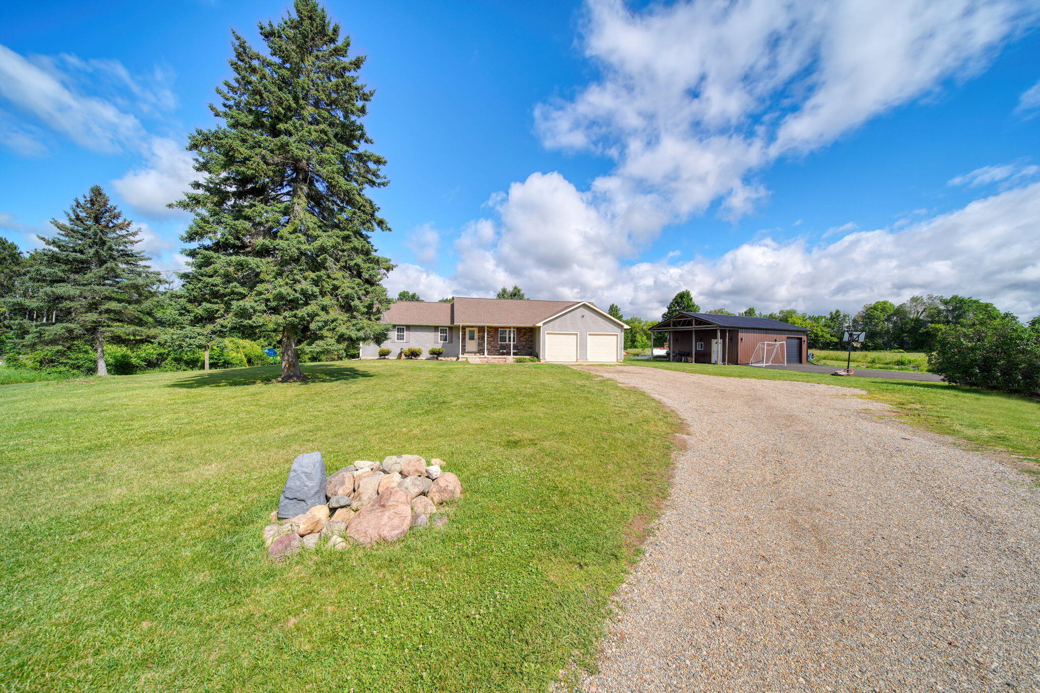 13700 Clinton Road Onondaga, MI 49264 - Photo 2 of 64 2