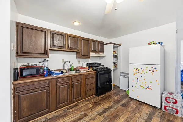 $1,100,000 | 522 Front Street, Lawrenceburg, IN 47025