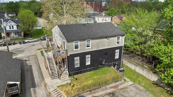 $1,100,000 | 522 Front Street, Lawrenceburg, IN 47025