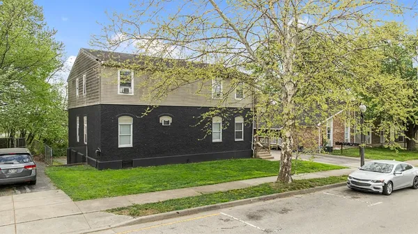 $1,100,000 | 522 Front Street, Lawrenceburg, IN 47025