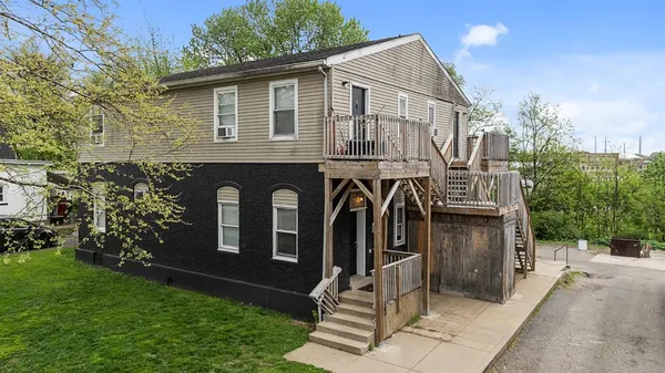 $1,100,000 | 522 Front Street, Lawrenceburg, IN 47025