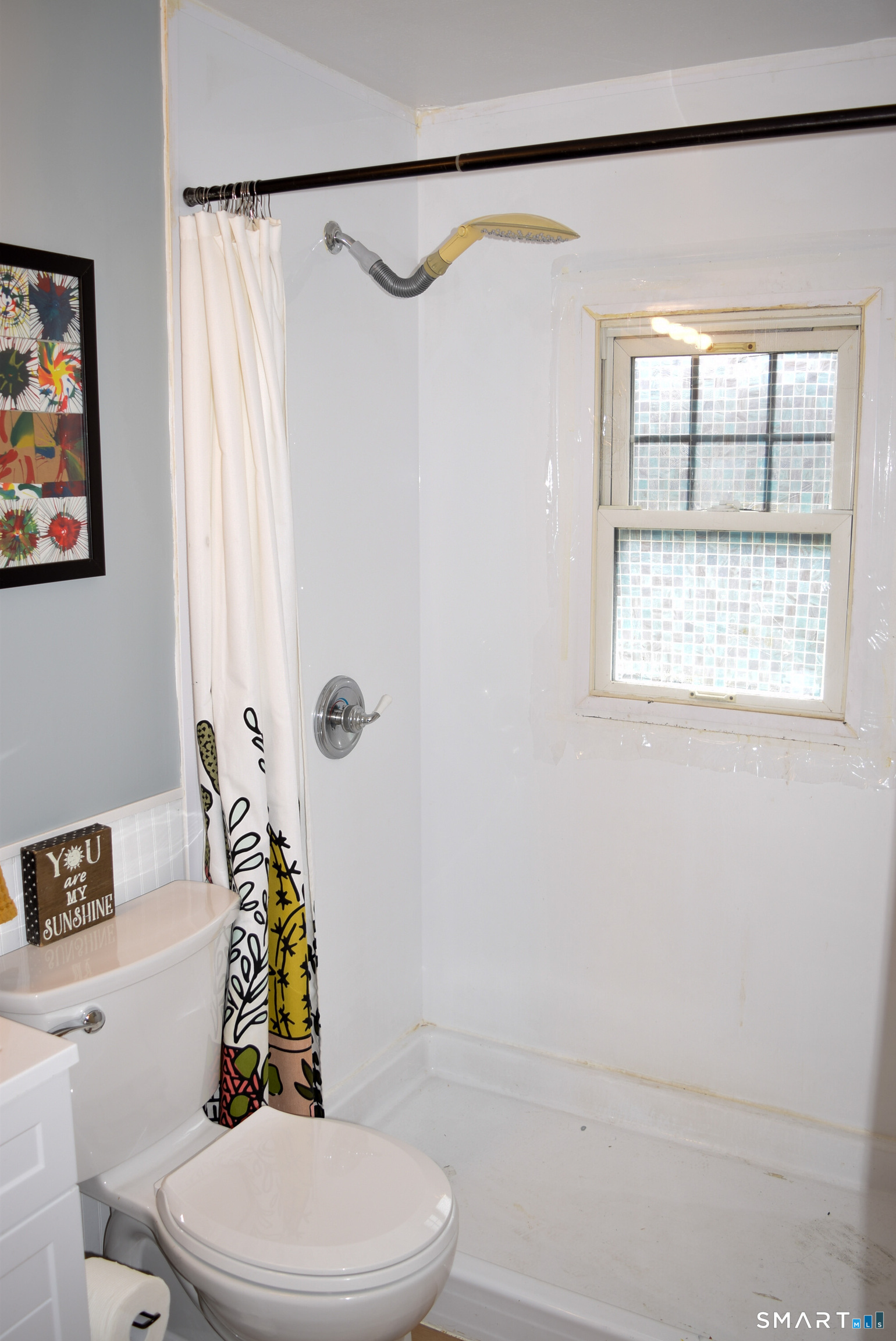 76 Sinclair Street Windsor, CT 06095 - Photo 18 of 32 Main level Bath includes an easy-access shower