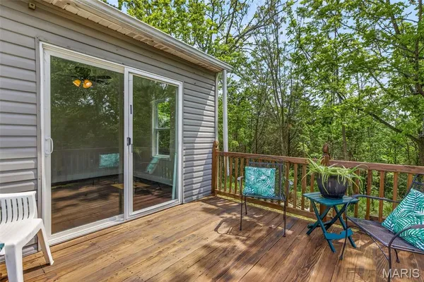$159,900 | 306 Moulton Street, De Soto, MO 63020