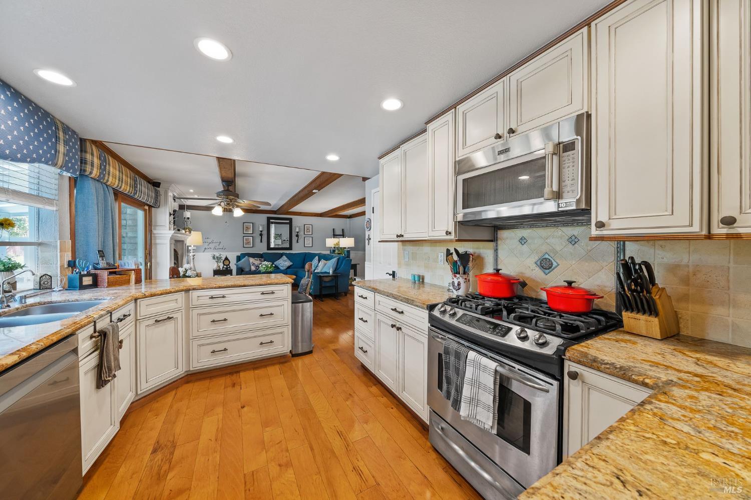 117 Lancaster Way Vallejo, CA 94591 - Photo 13 of 51