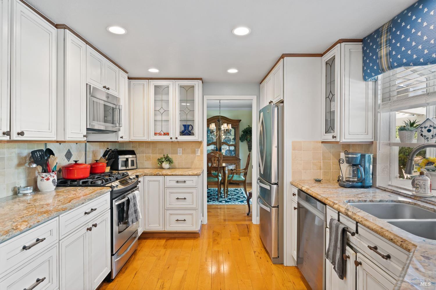 117 Lancaster Way Vallejo, CA 94591 - Photo 17 of 51