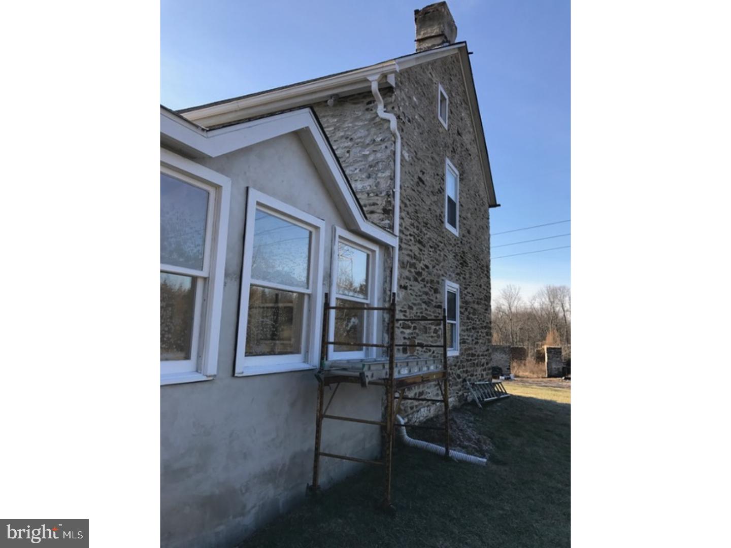 3405 East Buck Road Pennsburg, PA 18073 - Photo 4 of 16 Exterior Side