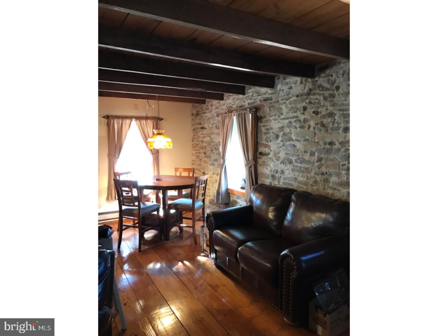 3405 East Buck Road Pennsburg, PA 18073 - Photo 7 of 16 Living Room