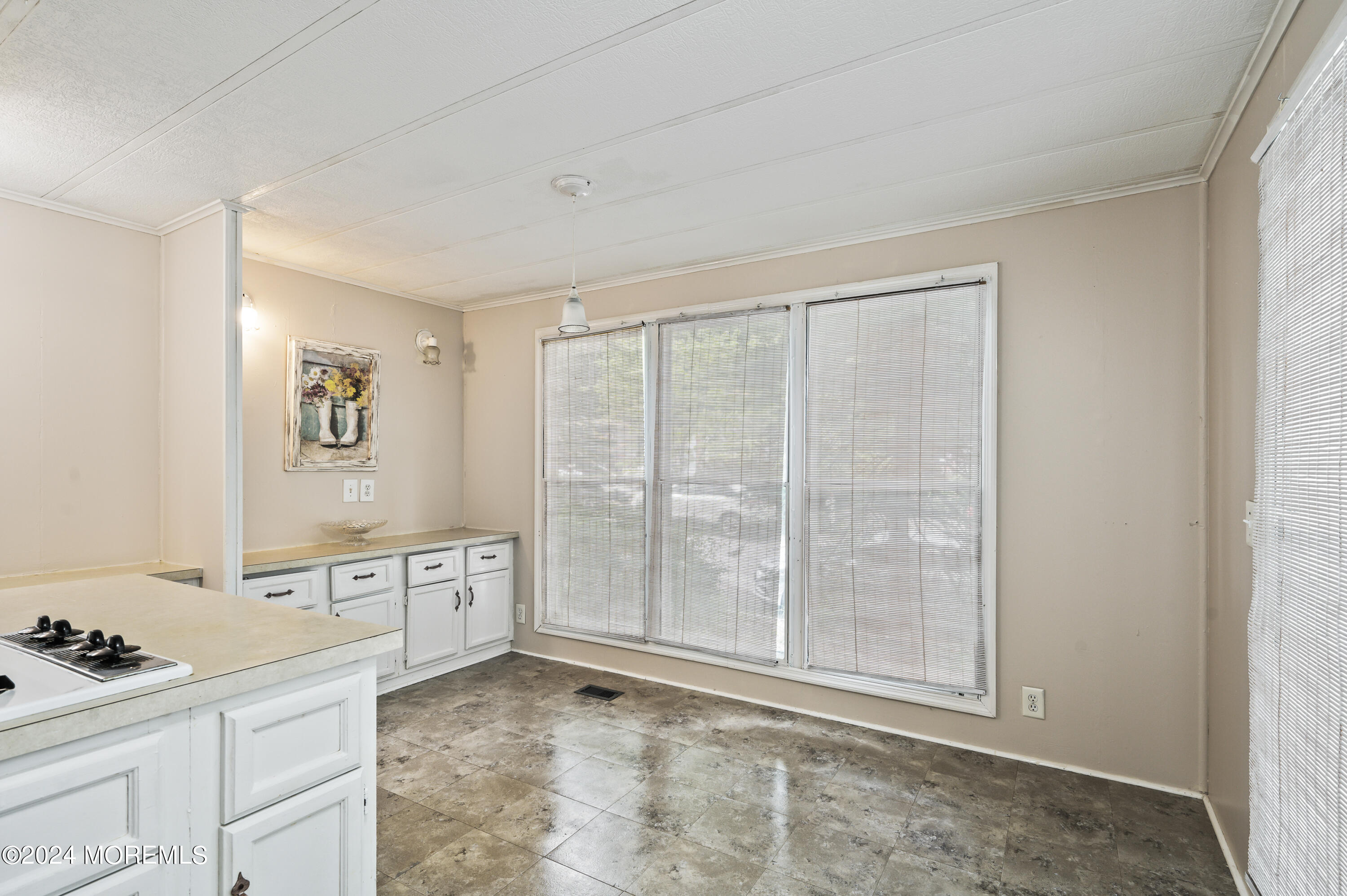 519 Roberts Road Toms River, NJ 08755 - Photo 15 of 25 Kitchen 7
