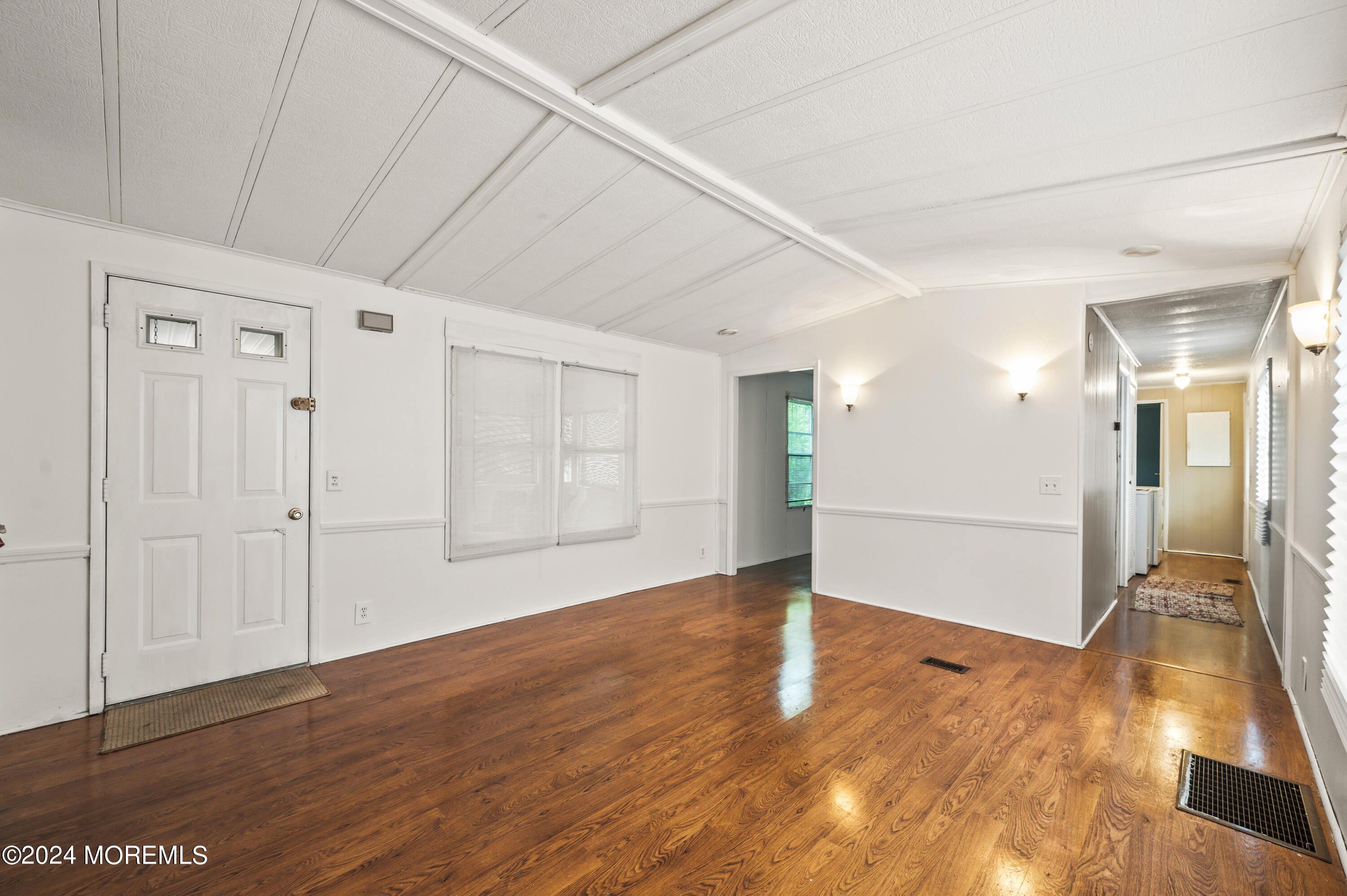 519 Roberts Road Toms River, NJ 08755 - Photo 7 of 25 Living 2