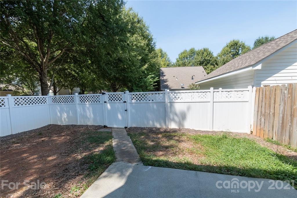 13105 Meadowmere Road Huntersville, NC 28078 - Photo 33 of 36 Gallery Image 33