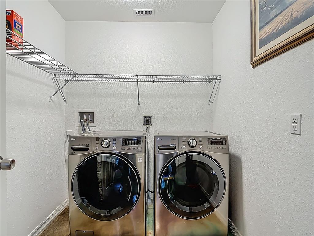 3114 Southeast Brown Road Arcadia, FL 34266 - Photo 22 of 61 a utility room with dryer and washer