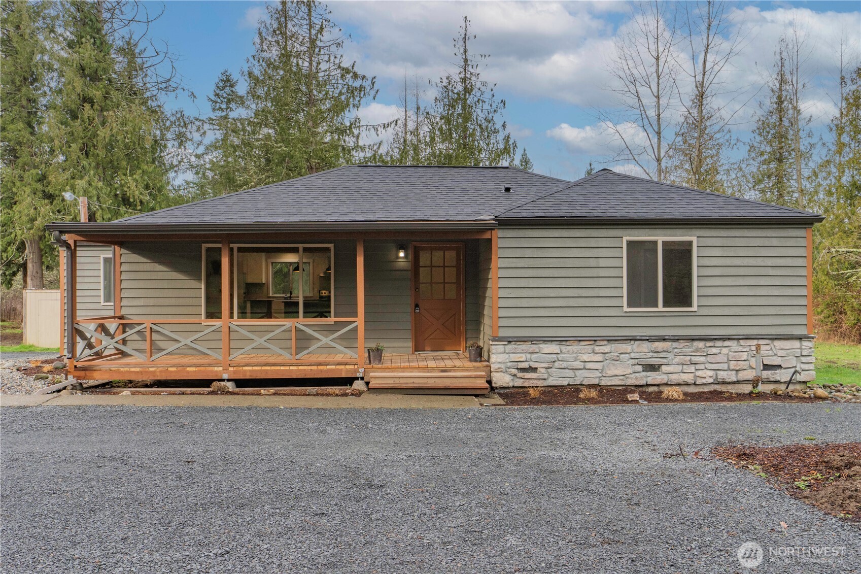 39618 Meridian East Eatonville, WA 98328 - Photo 3 of 32