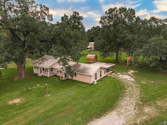 $285,000 | 35467 Highway 74, Geismar, LA 70734