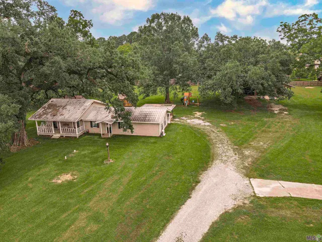 $285,000 | 35467 Highway 74, Geismar, LA 70734