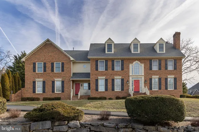$889,000 | 1540 Meadow Branch Avenue, Winchester, VA 22601