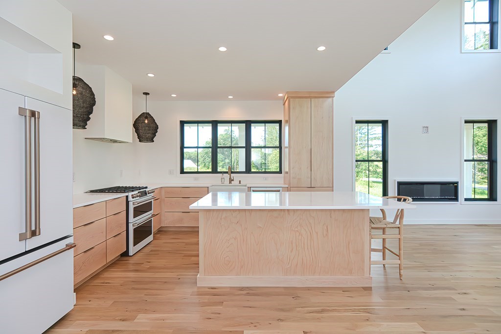 111 Christian Hill Road Upton, MA 01568 - Photo 3 of 37 Gallery Image 3