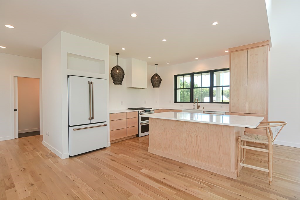 111 Christian Hill Road Upton, MA 01568 - Photo 4 of 37 Gallery Image 4