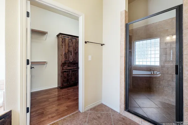 $3,500 | 2784 Indian Wells Drive East, Kerrville, TX 78028