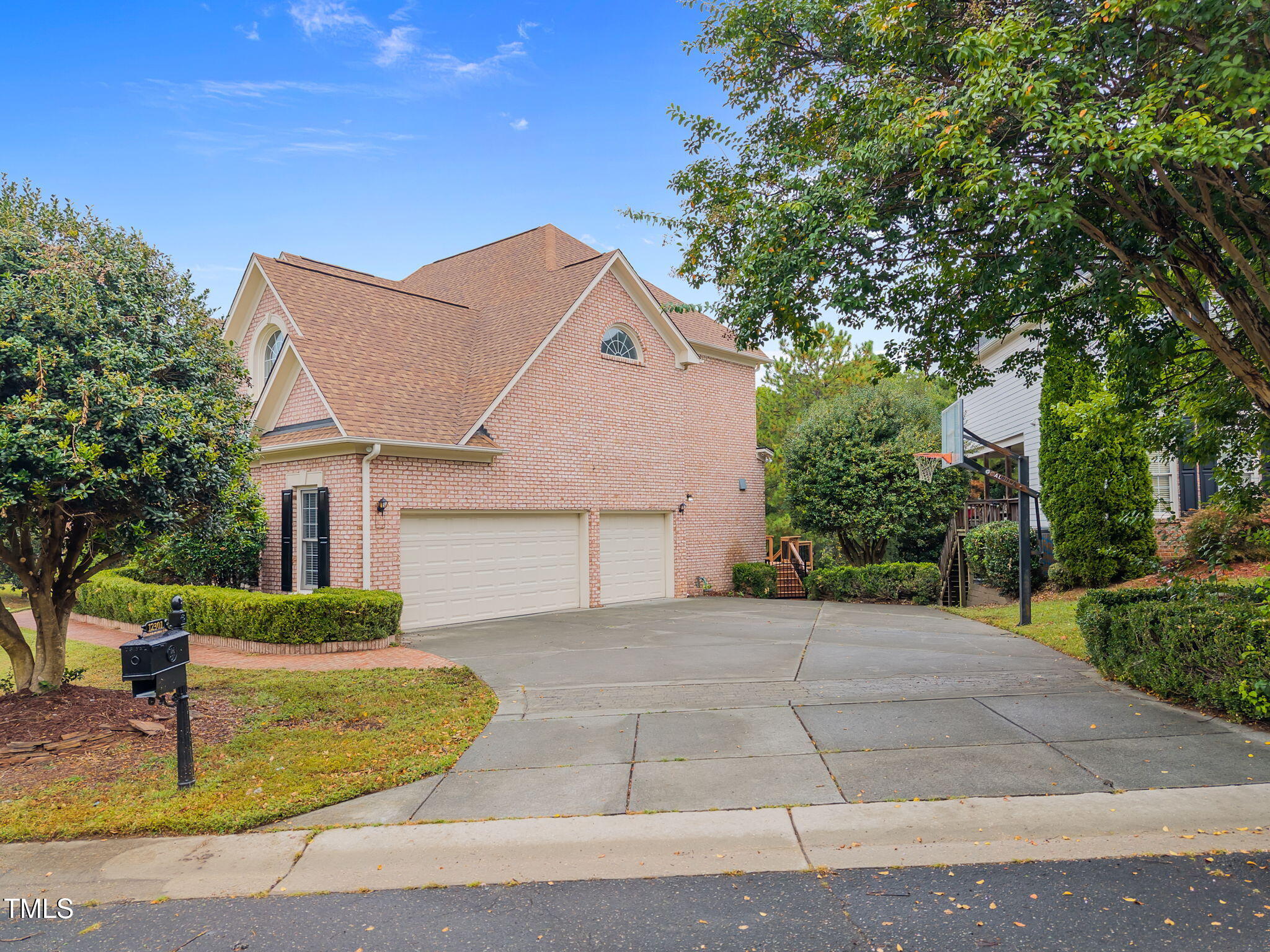 12301 Corvus Road Raleigh, NC 27614 - Photo 10 of 68 5-web-or-mls-05-DJI_20250910150153_0239_