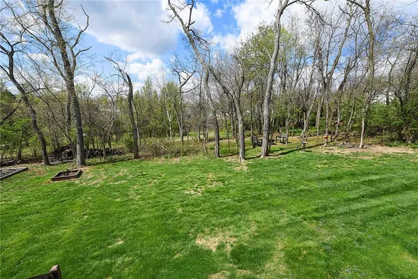 $225,000 | 2 Cherryhurst Lane, Bridgeville, PA 15017
