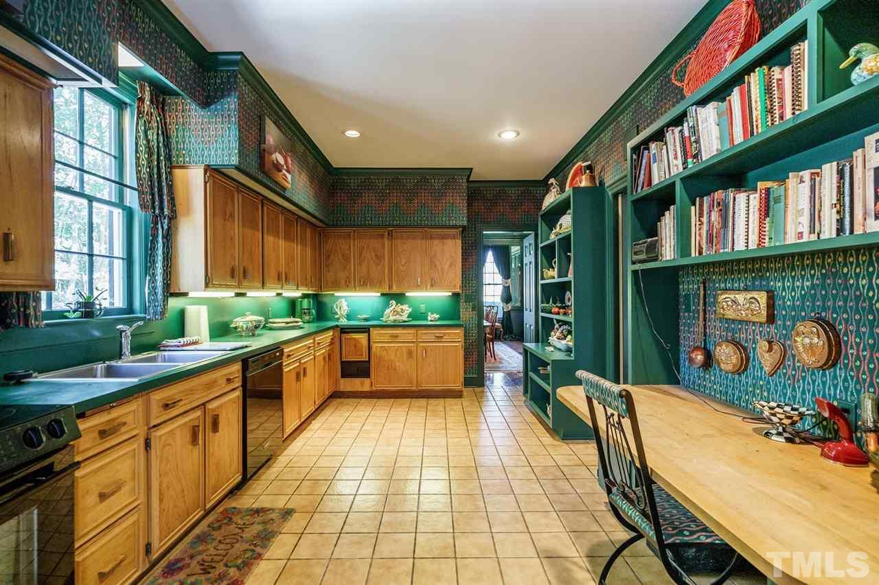 2513 Lewis Farm Road Raleigh, NC 27608 - Photo 12 of 29