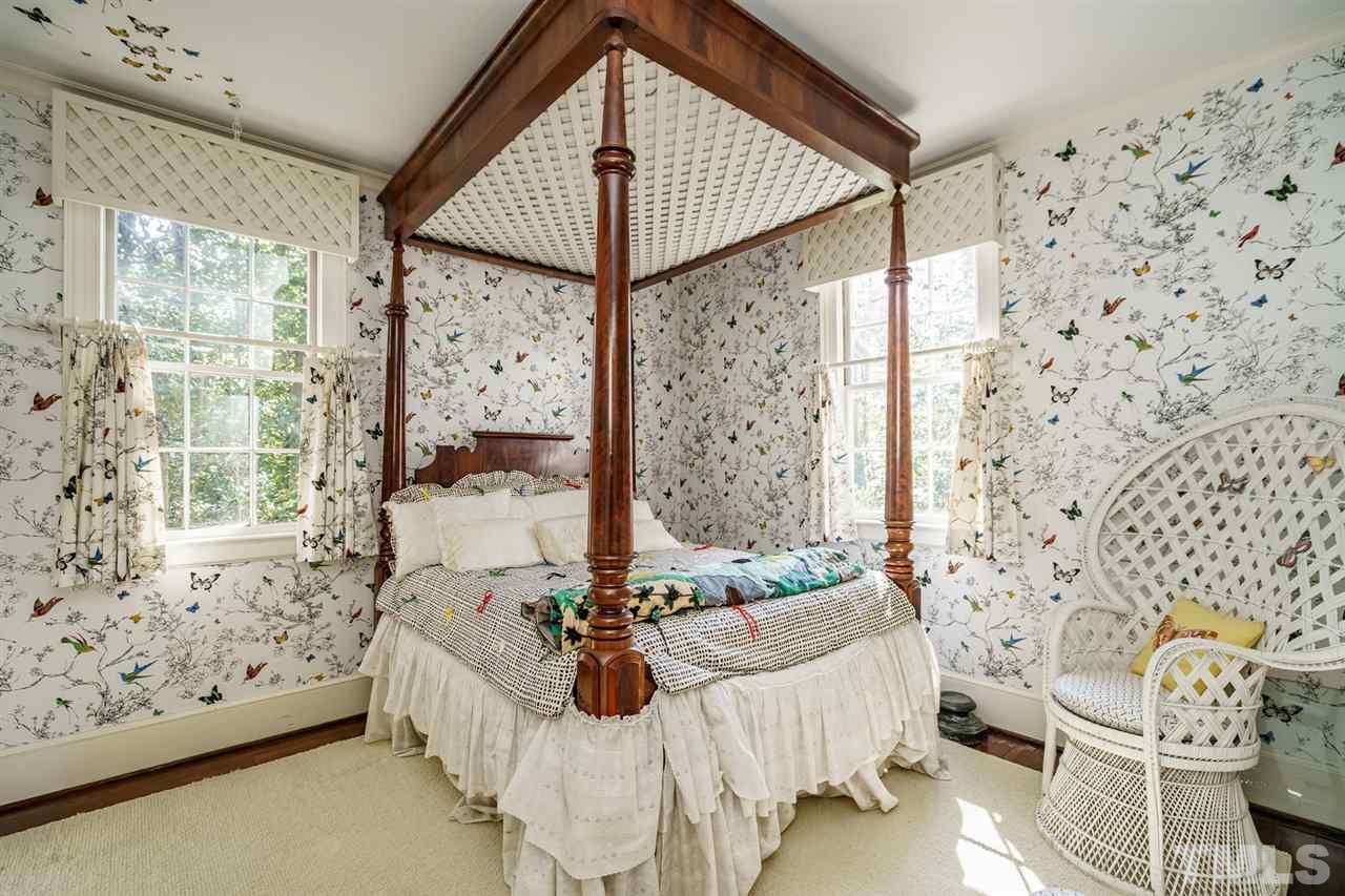 2513 Lewis Farm Road Raleigh, NC 27608 - Photo 18 of 29
