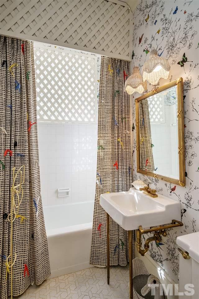 2513 Lewis Farm Road Raleigh, NC 27608 - Photo 19 of 29