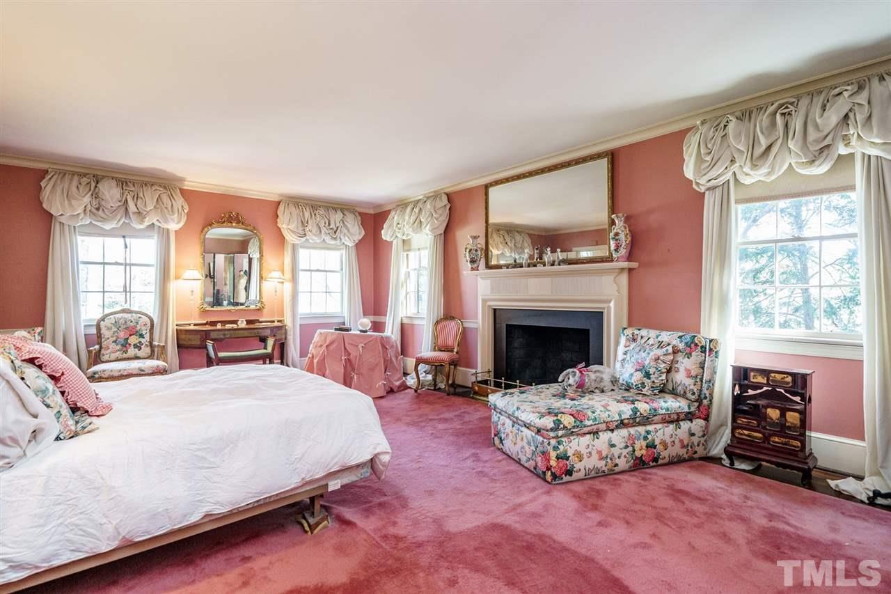 2513 Lewis Farm Road Raleigh, NC 27608 - Photo 22 of 29