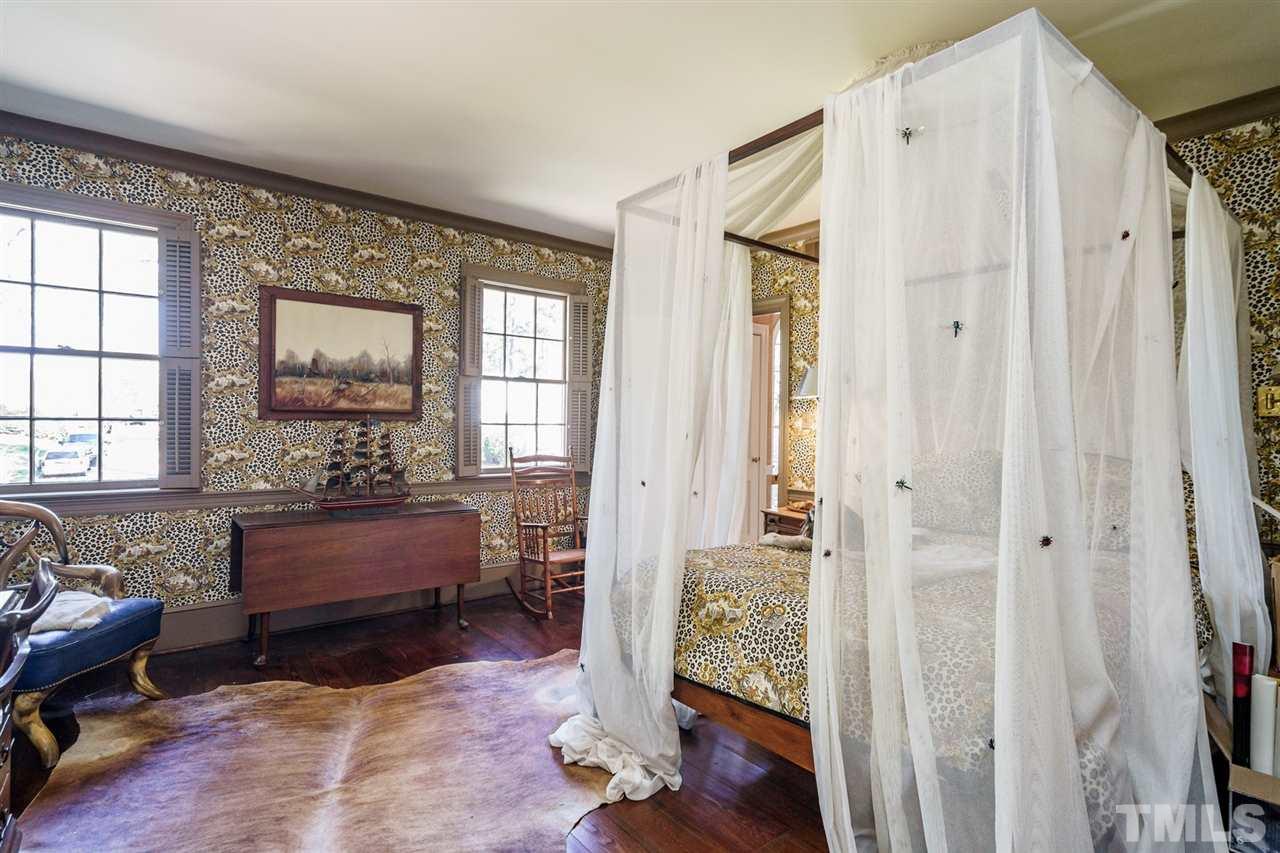 2513 Lewis Farm Road Raleigh, NC 27608 - Photo 24 of 29