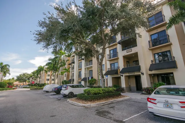 $3,300 | 4905 Midtown Lane, Unit 2209, Palm Beach Gardens, FL 33418