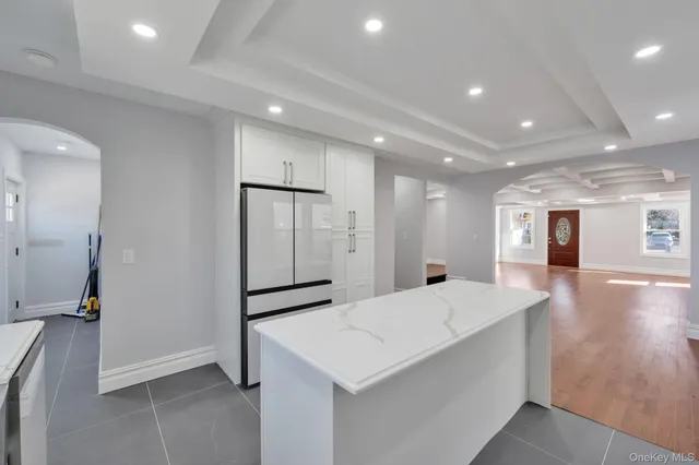 $1,199,000 | 20 Colonial Road, Floral Park, NY 11001