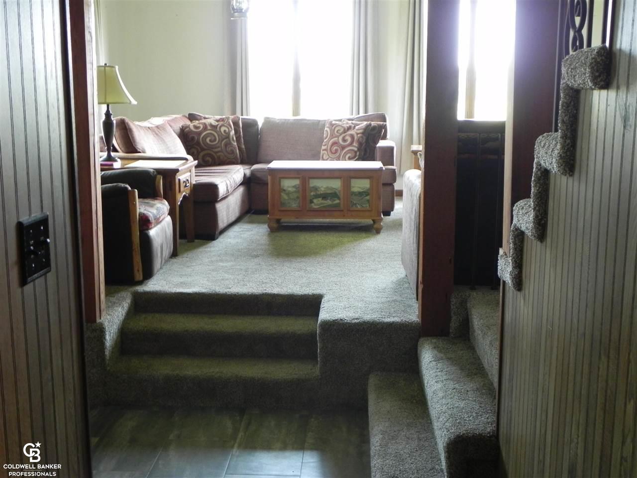 6138 South 8 Mile Road Freeland, MI 48623 - Photo 6 of 43 50049804-5.JPG